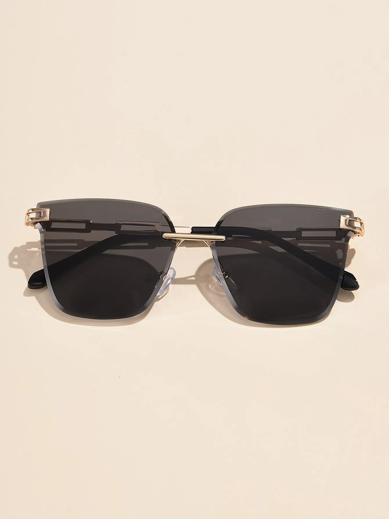 1pc Metal Square Frameless Sunglasses