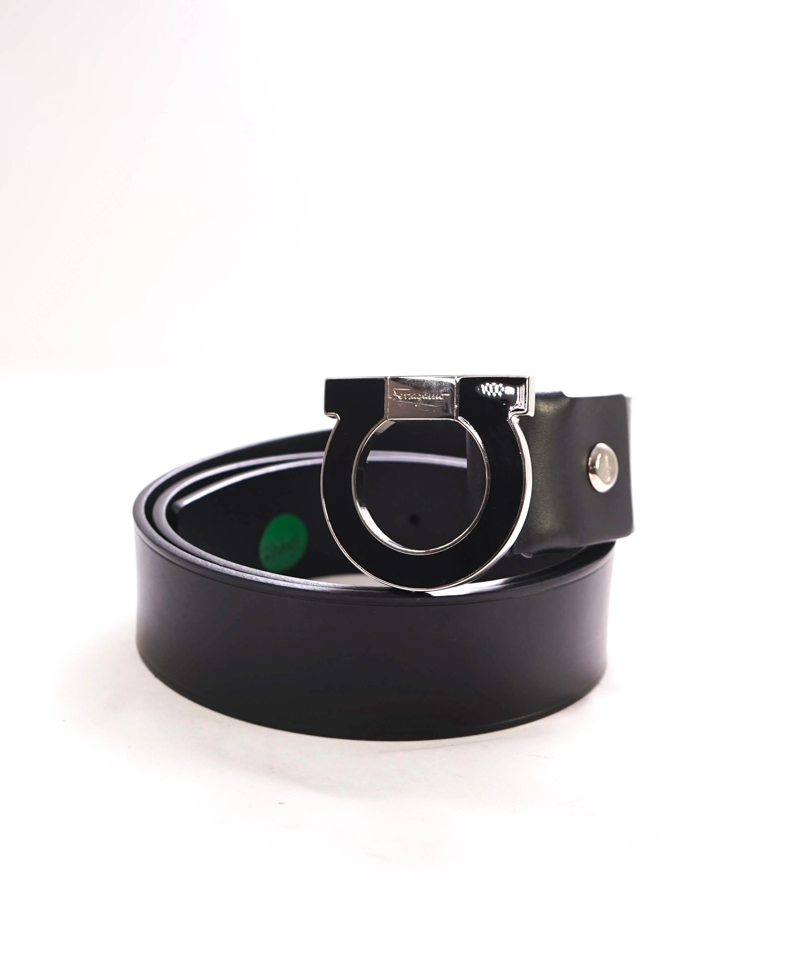 $530 SALVATORE FERRAGAMO - Black On Black Gancio Gancini Leather Belt - 38W