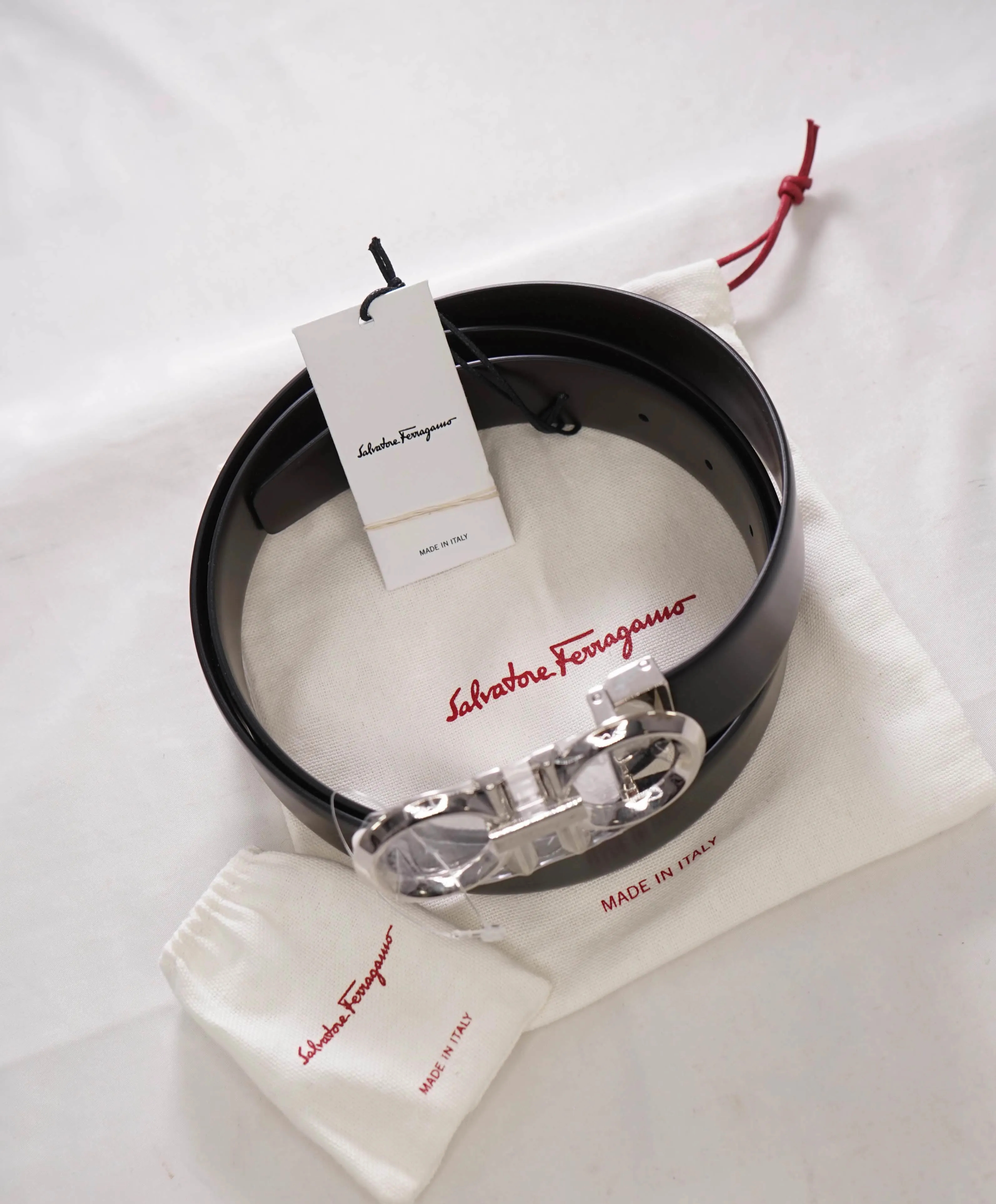$535 SALVATORE FERRAGAMO - Black/Brown Gancini Leather Belt - 46W (Cut To Size)