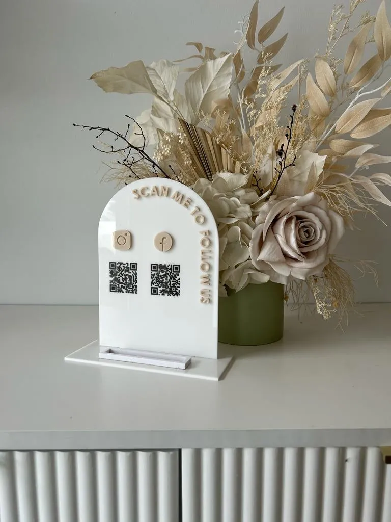 Arch Acrylic Social and Card Holder Sign