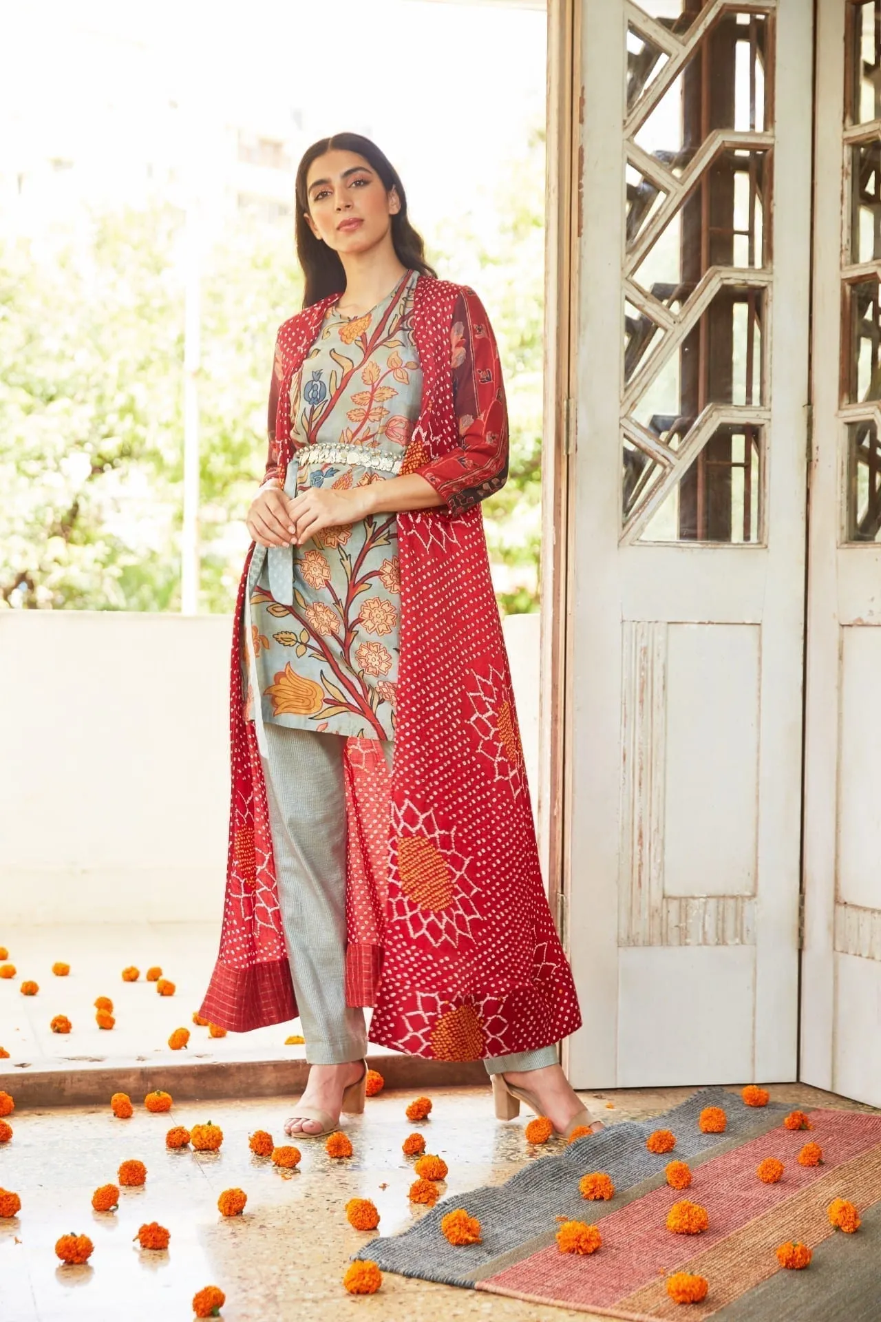 Bandhani Cape with Kurta, Pants & Coinwork Belt