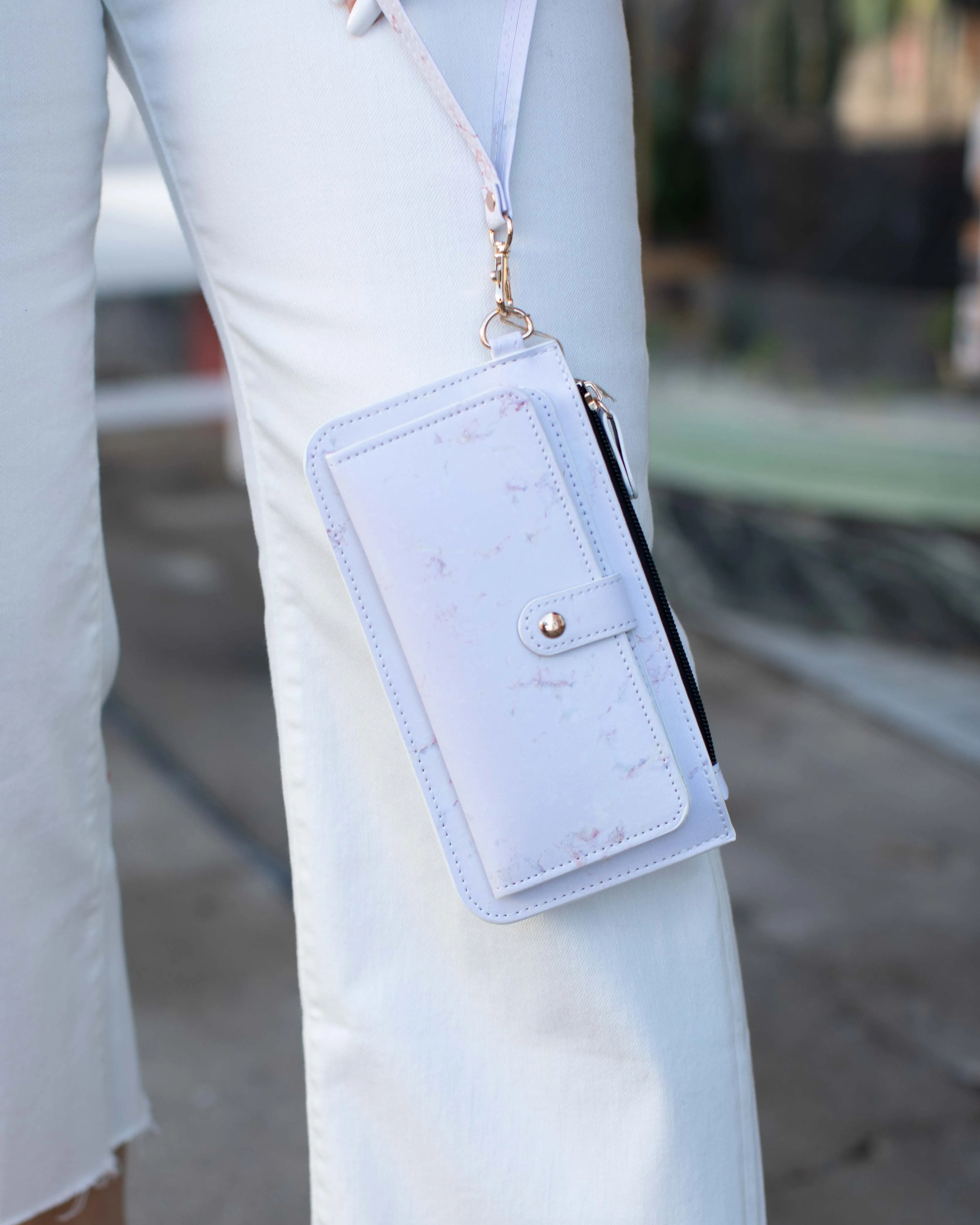 BELLA WRISTLET CREDIT CARD WALLET - 3 COLORS