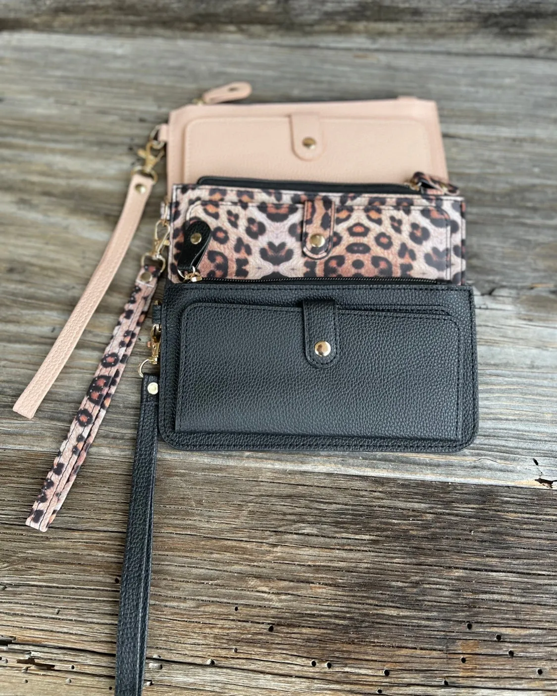 BELLA WRISTLET CREDIT CARD WALLET - 3 COLORS