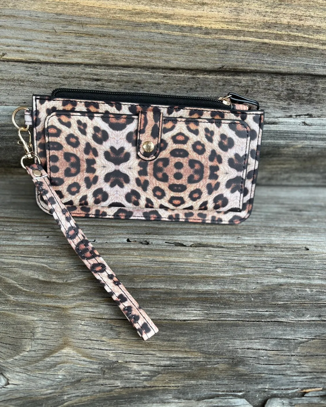 BELLA WRISTLET CREDIT CARD WALLET - 3 COLORS