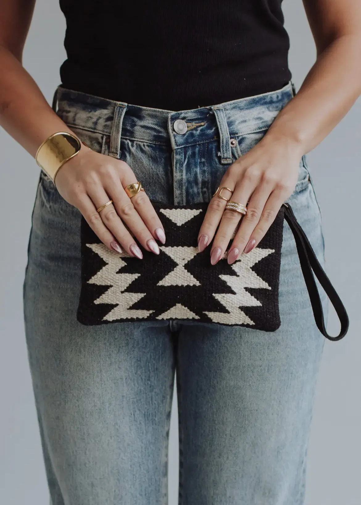 Black & Cream Aztec Wristlet