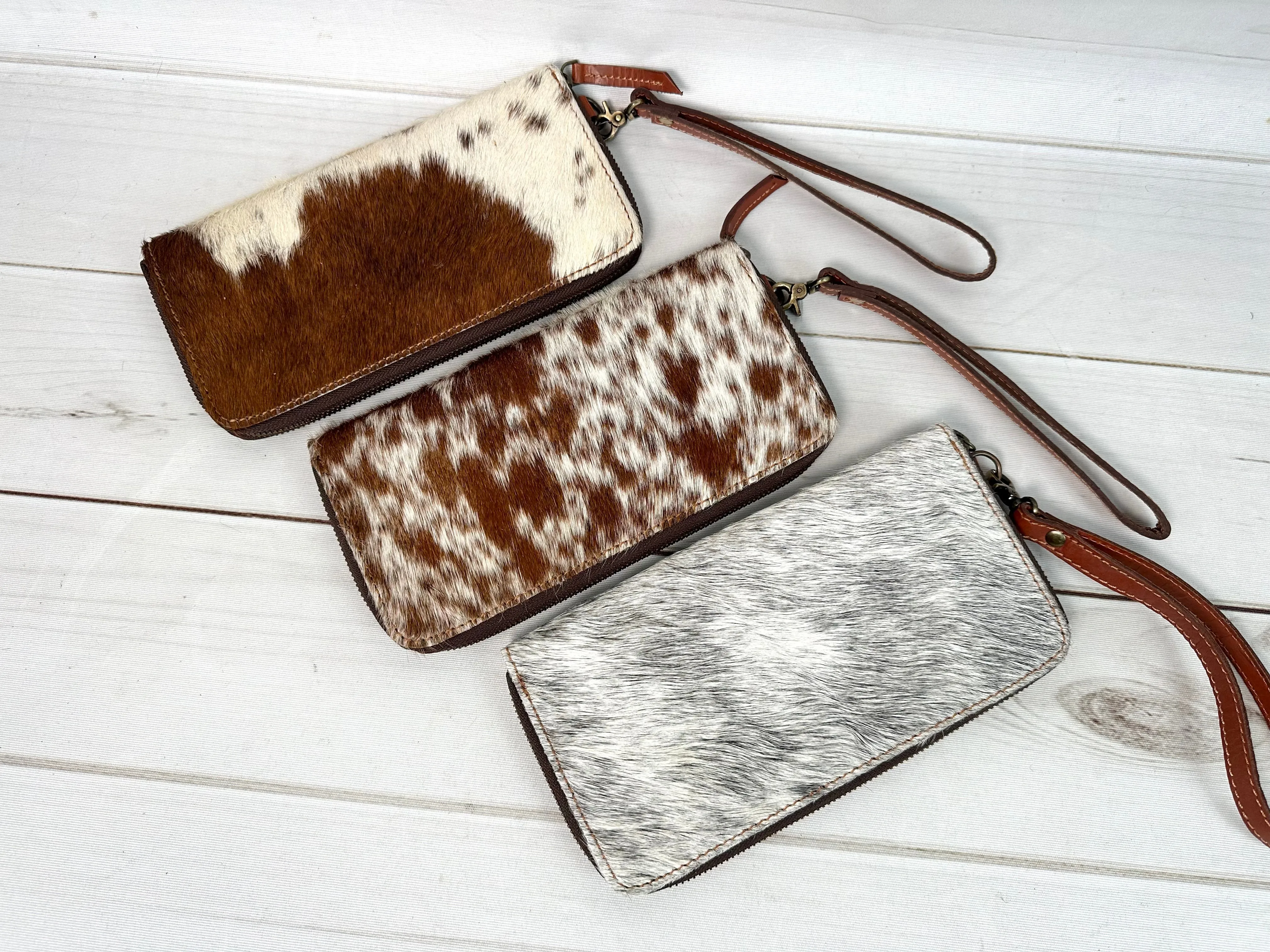 Brown Cowhide Leather Outer Wallet