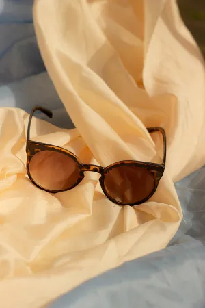Cat Eye Sunglasses with Brow Line