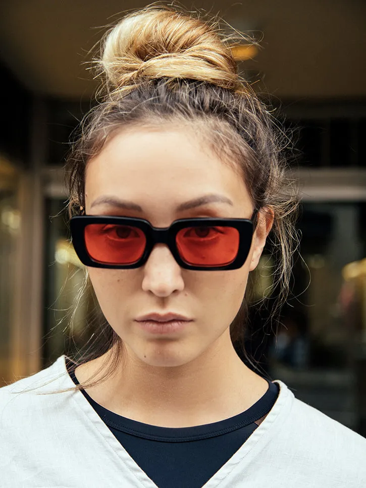 Chimi Laser, Solid Black/Red