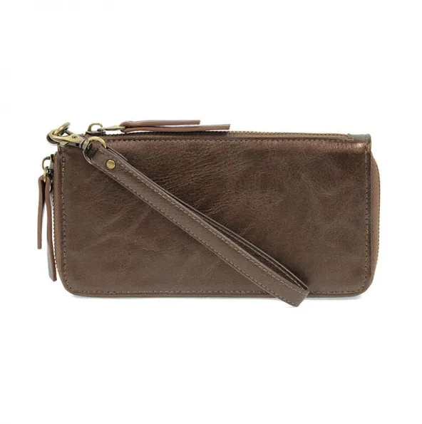 Chloe Zip Around Wallet Wristlet