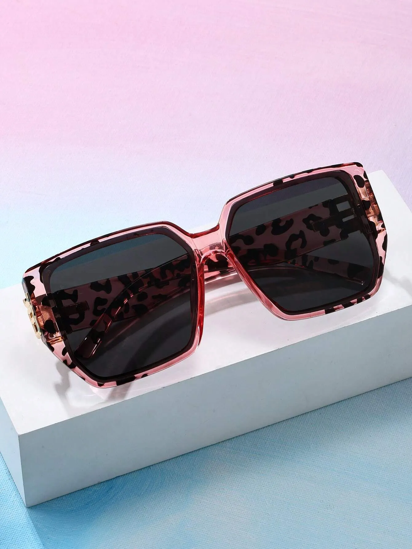 Classic Retro Square Frame Plastic Sunglasses