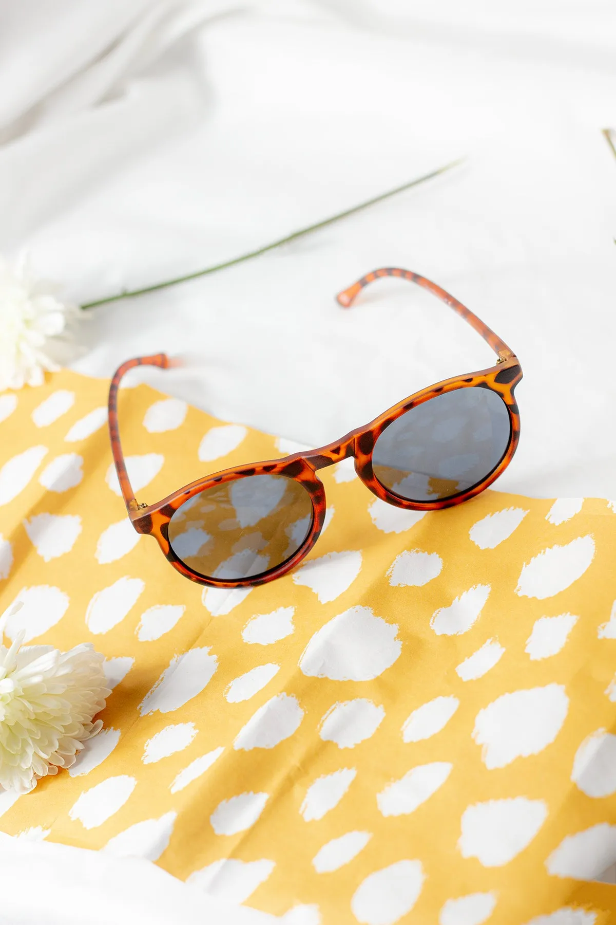 Classic Round Sunglasses