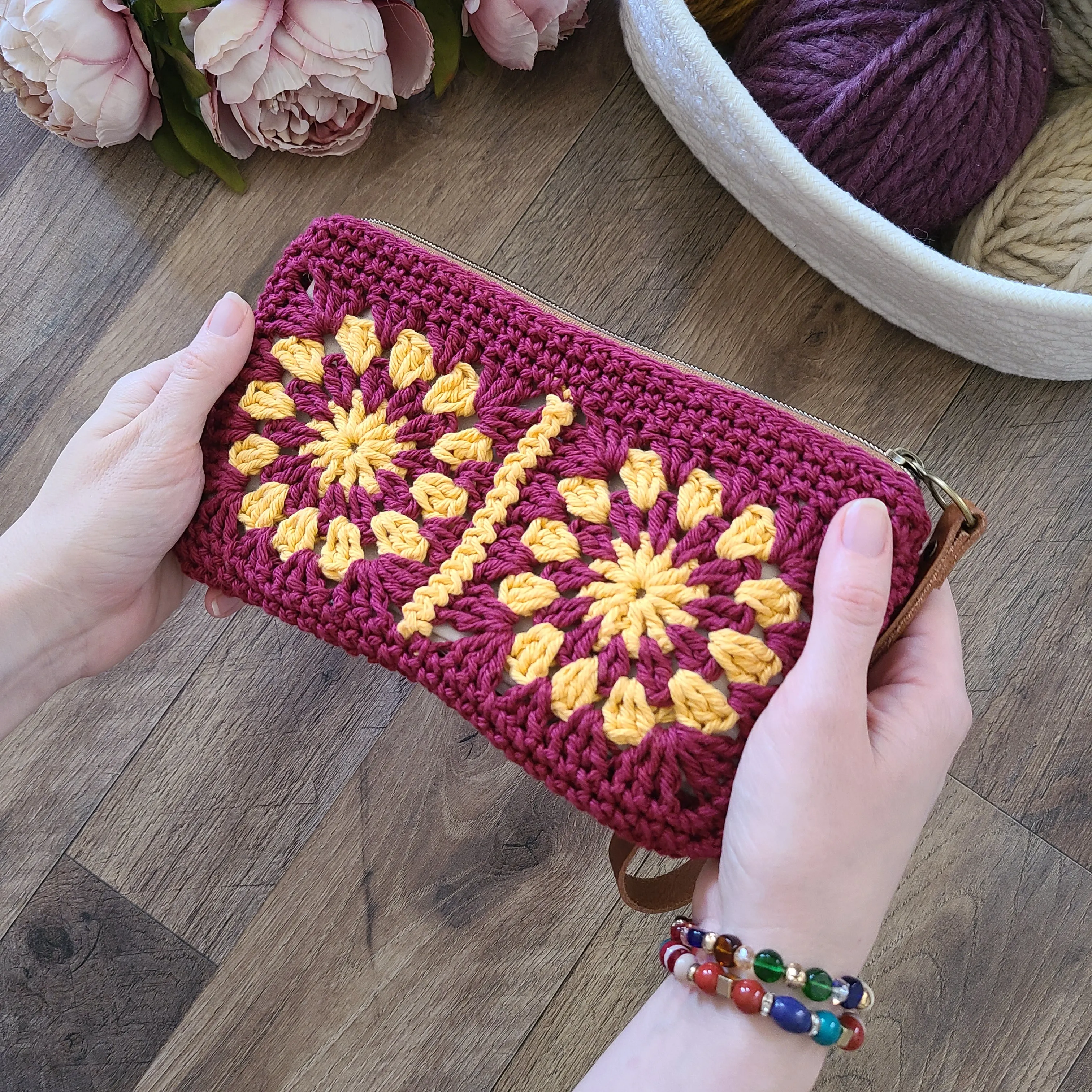 Crochet Granny Square Wristlet Purse | IRENE