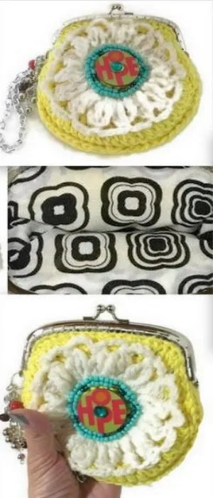 Crochet wristlet, metal frame purse, kiss clasp, The yellow daisy coin purse