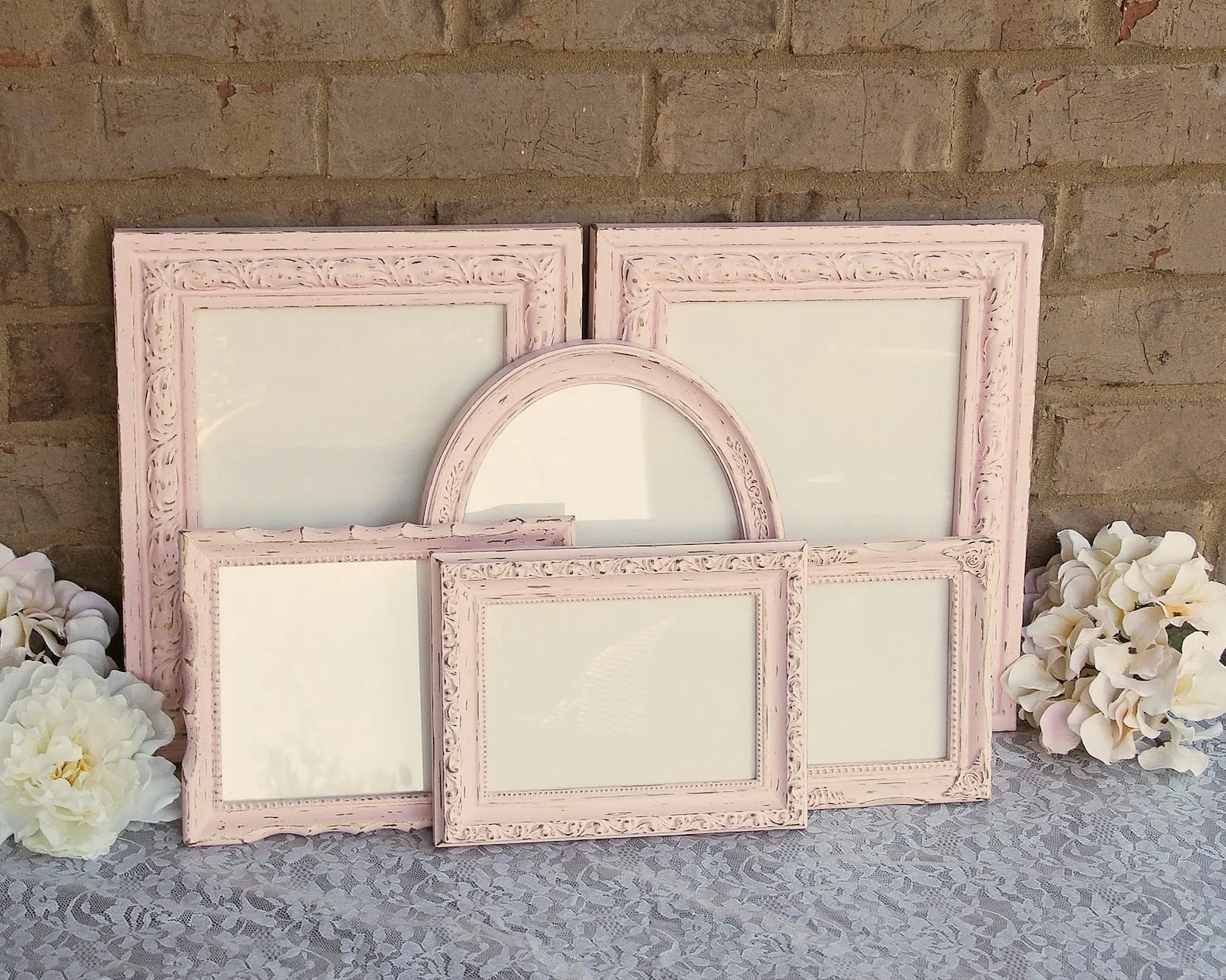Custom pink & gold vintage photo frame set