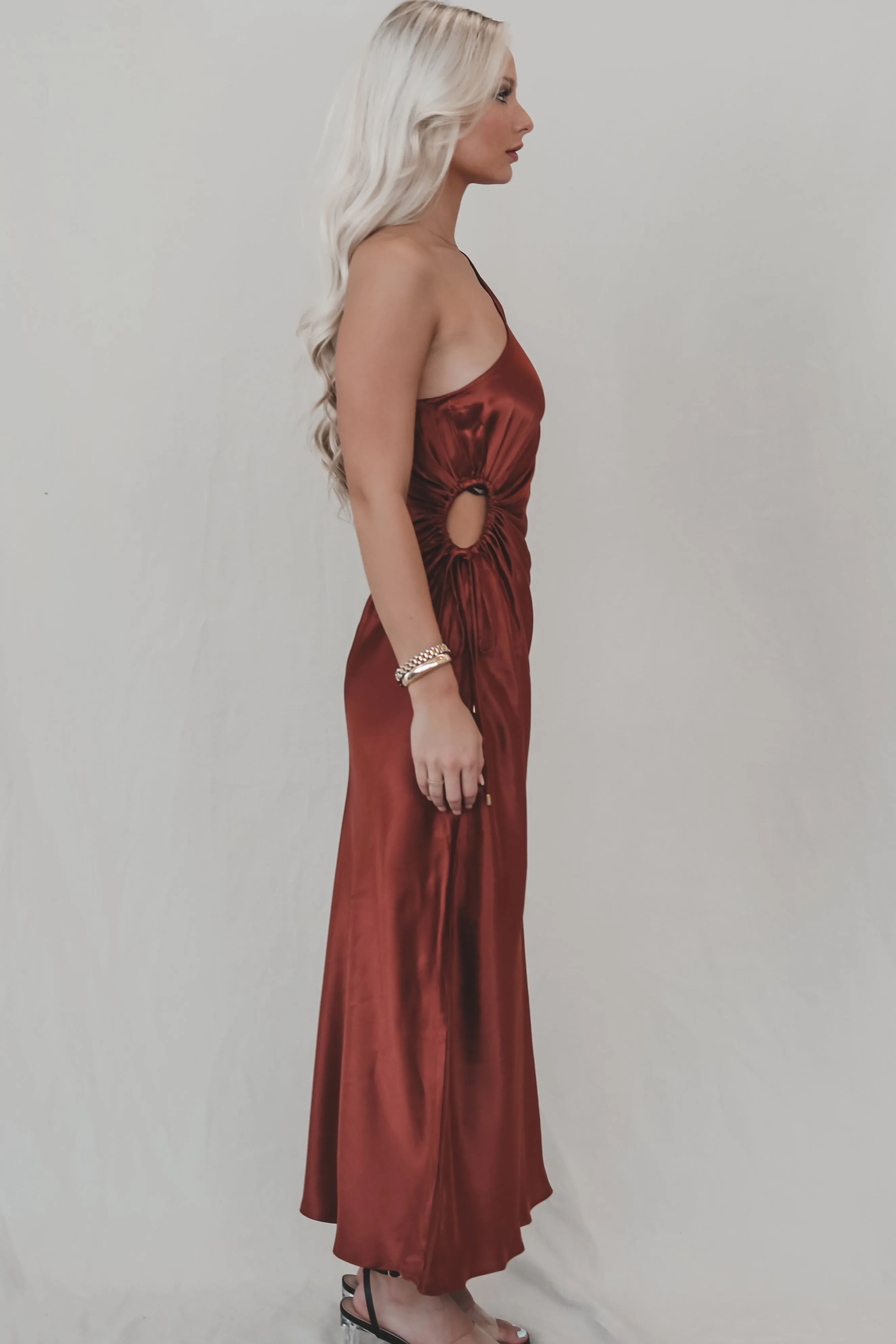 DEAL MINKPINK A Special Type Of Night Satin One Shoulder Maxi Dress