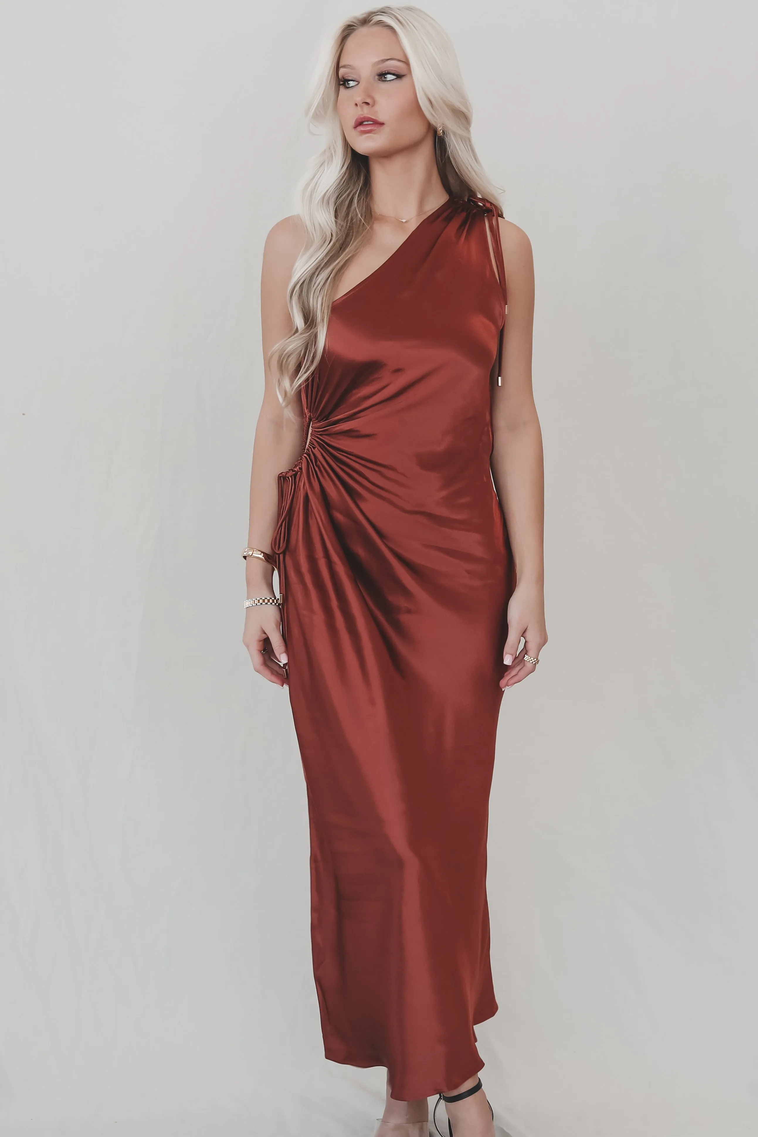 DEAL MINKPINK A Special Type Of Night Satin One Shoulder Maxi Dress