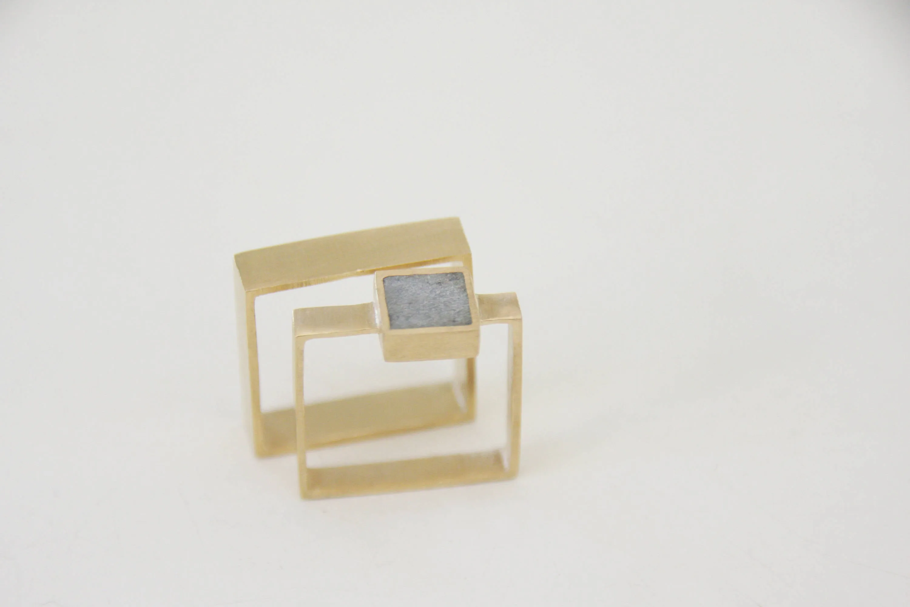 Geometric Square Frame Concrete Ring
