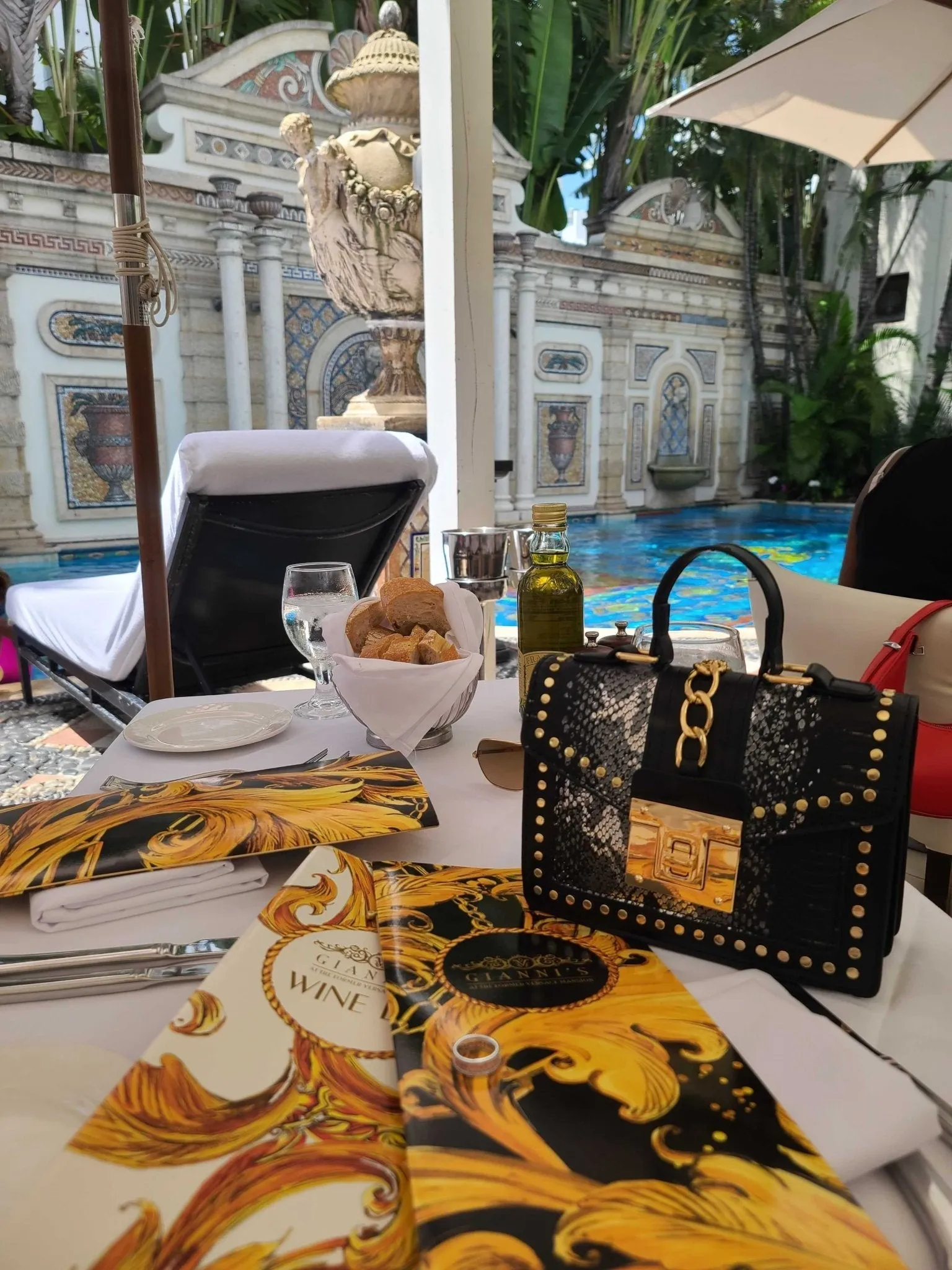 Glitz Glamour Bag: Silver Black