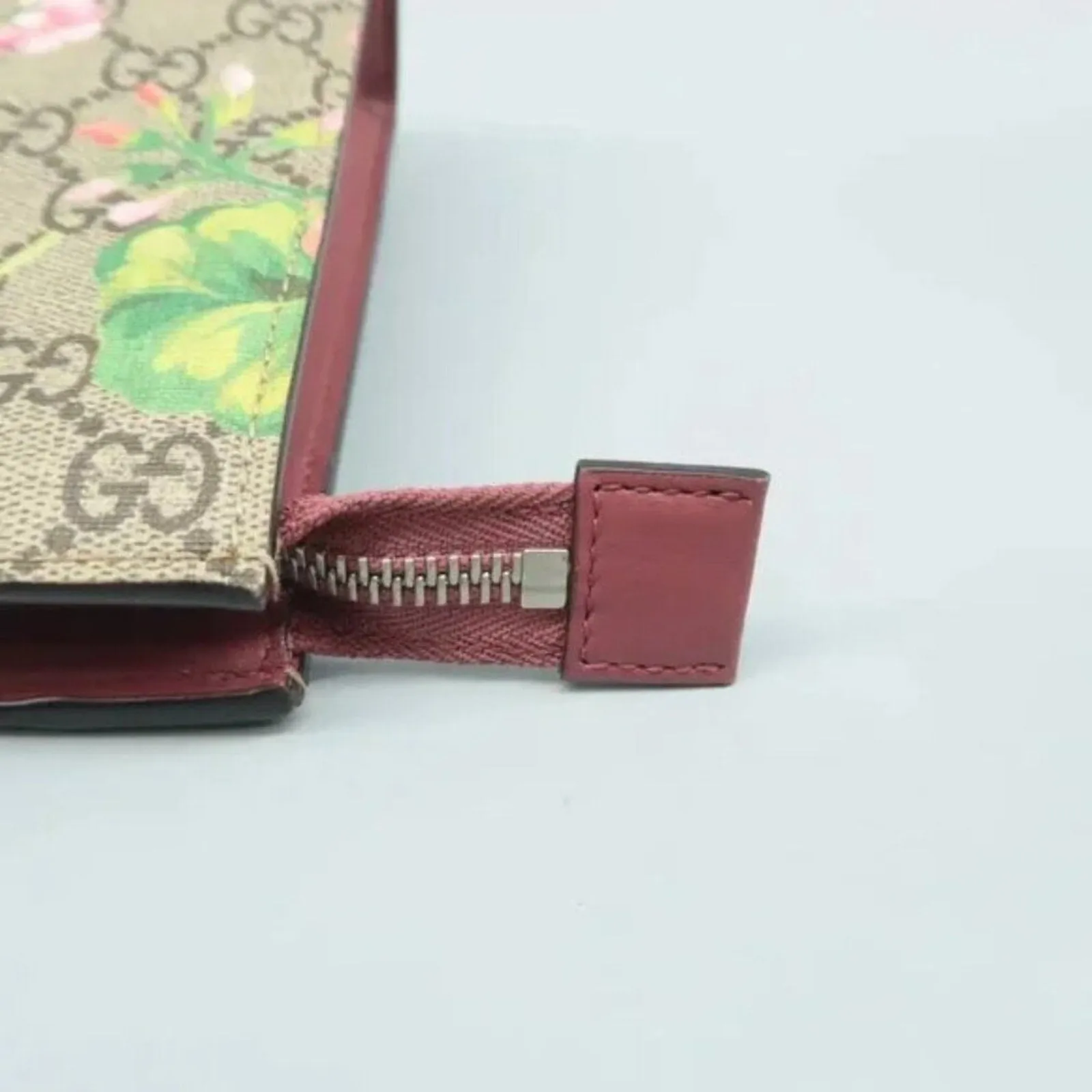 GUCCI Blooms Brown GG Canvas Clutch Bag