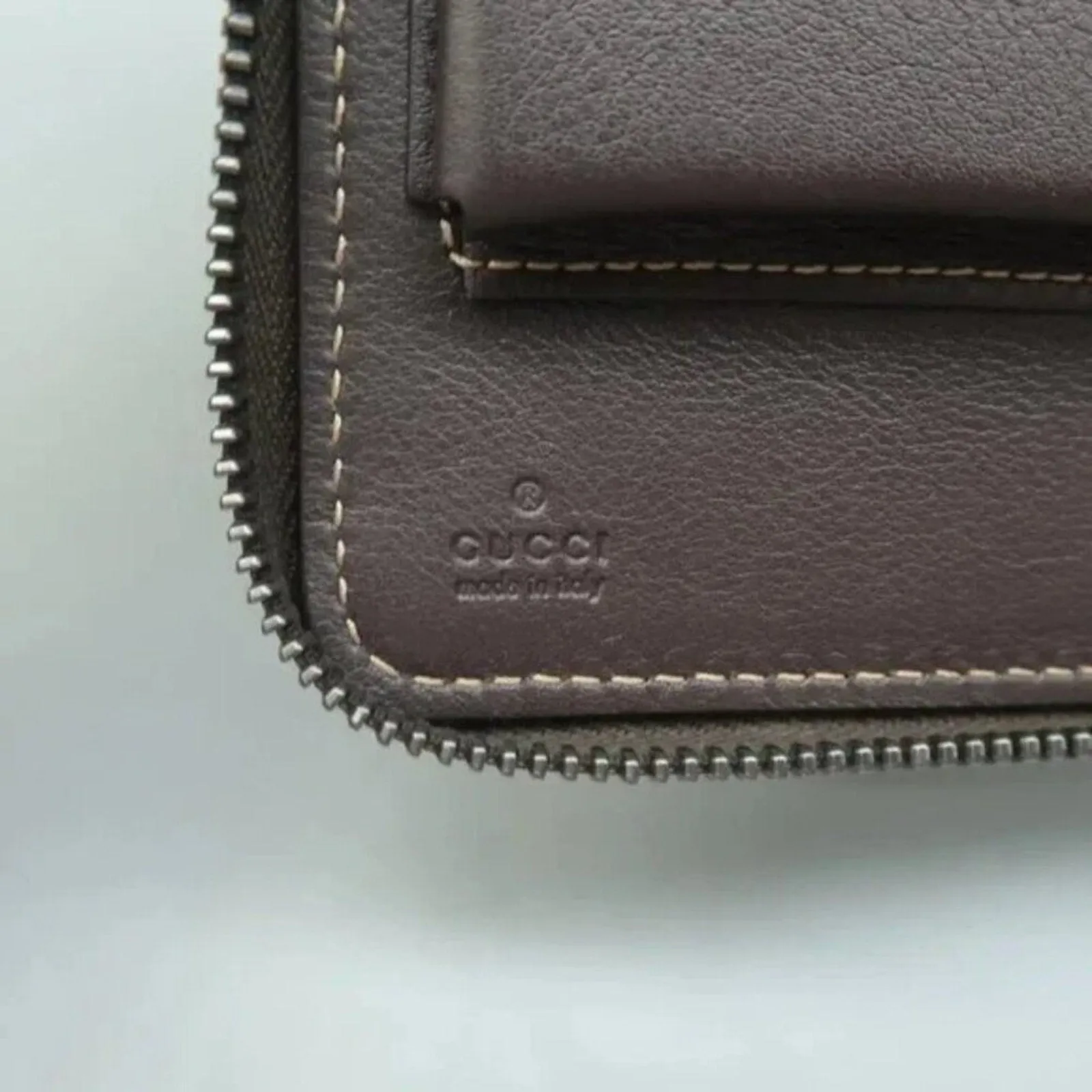 GUCCI Brown GG Canvas Clutch Bag