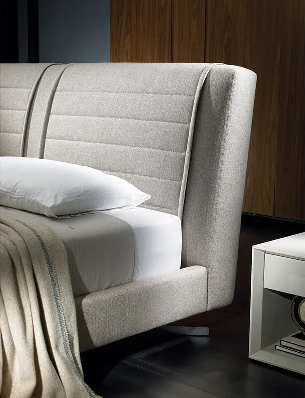 Hamptons Bed