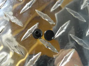 HOLE PLUG (#30943400)