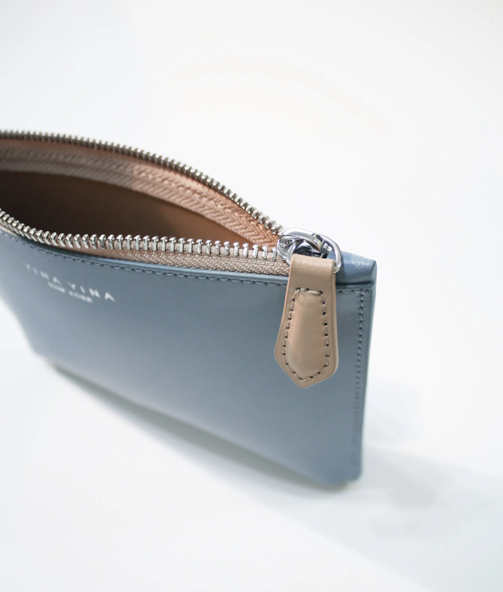 KAFKA POUCH CLOUD