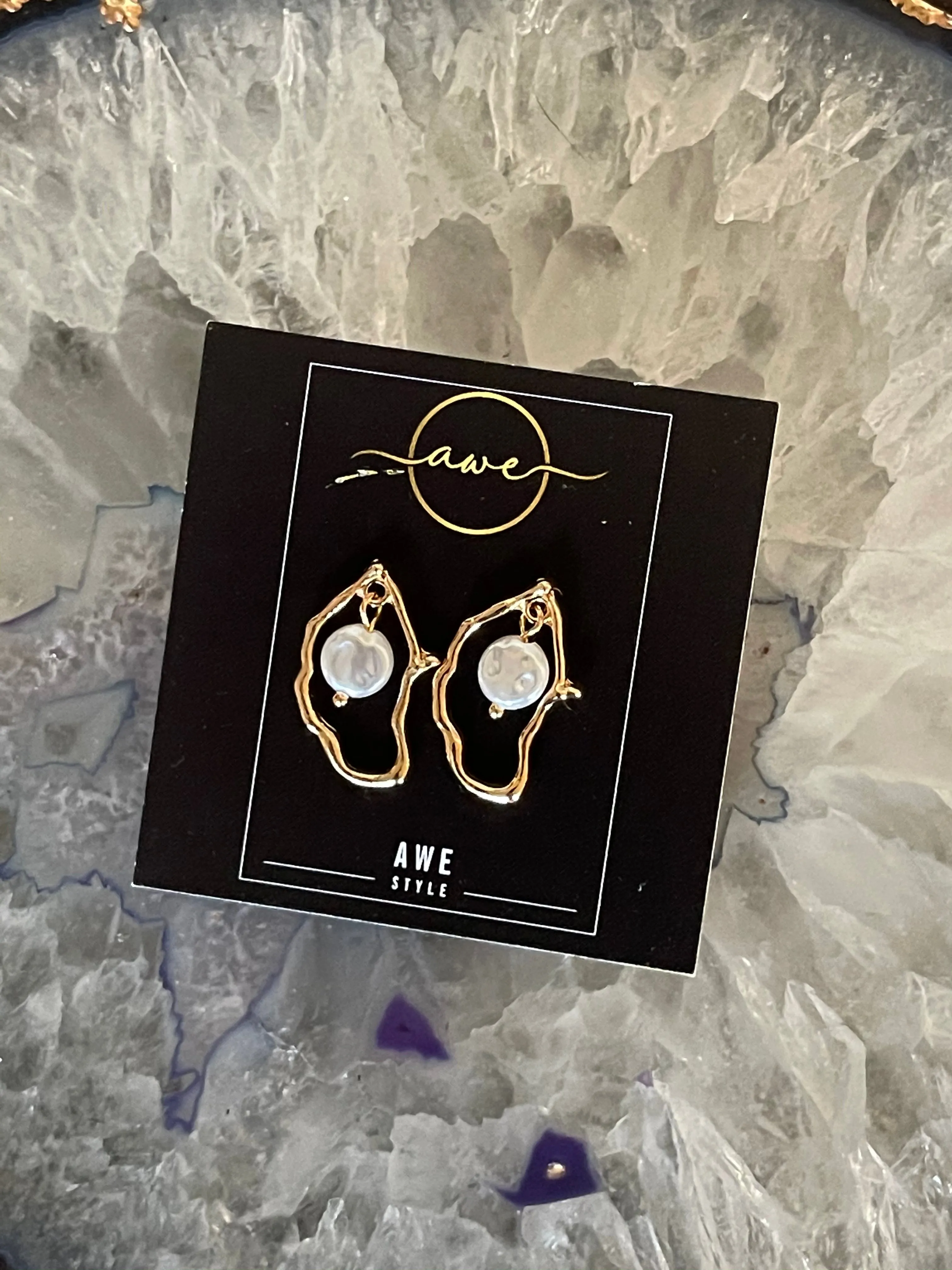 Kryssy - African Pearl Geometric Elegant Earrings