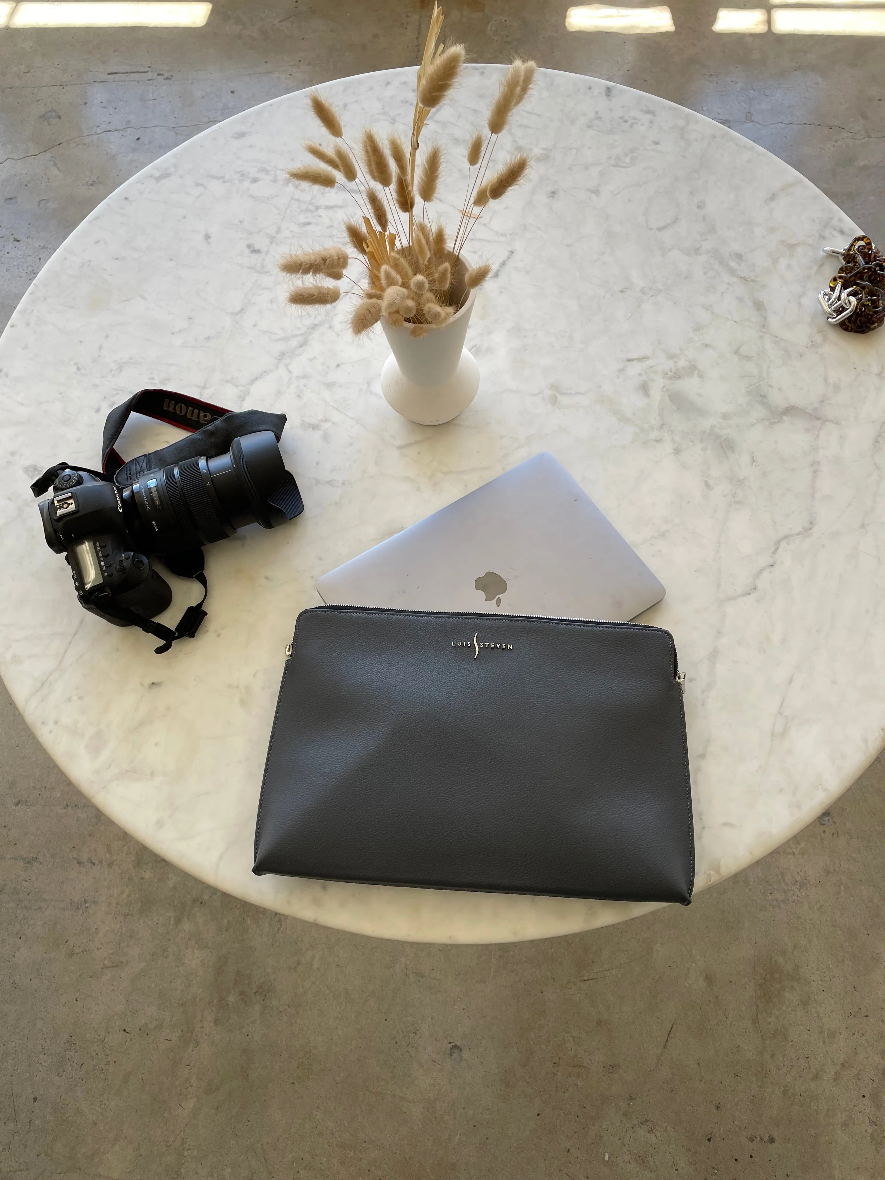 Large Laptop Sleeve - Light Gray