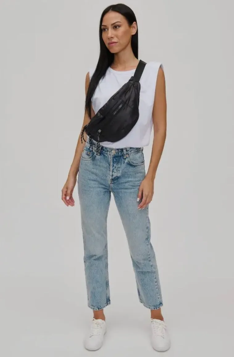 Laurence belt bag