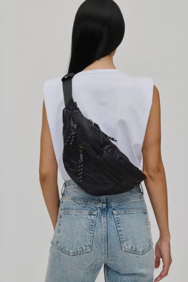 Laurence belt bag