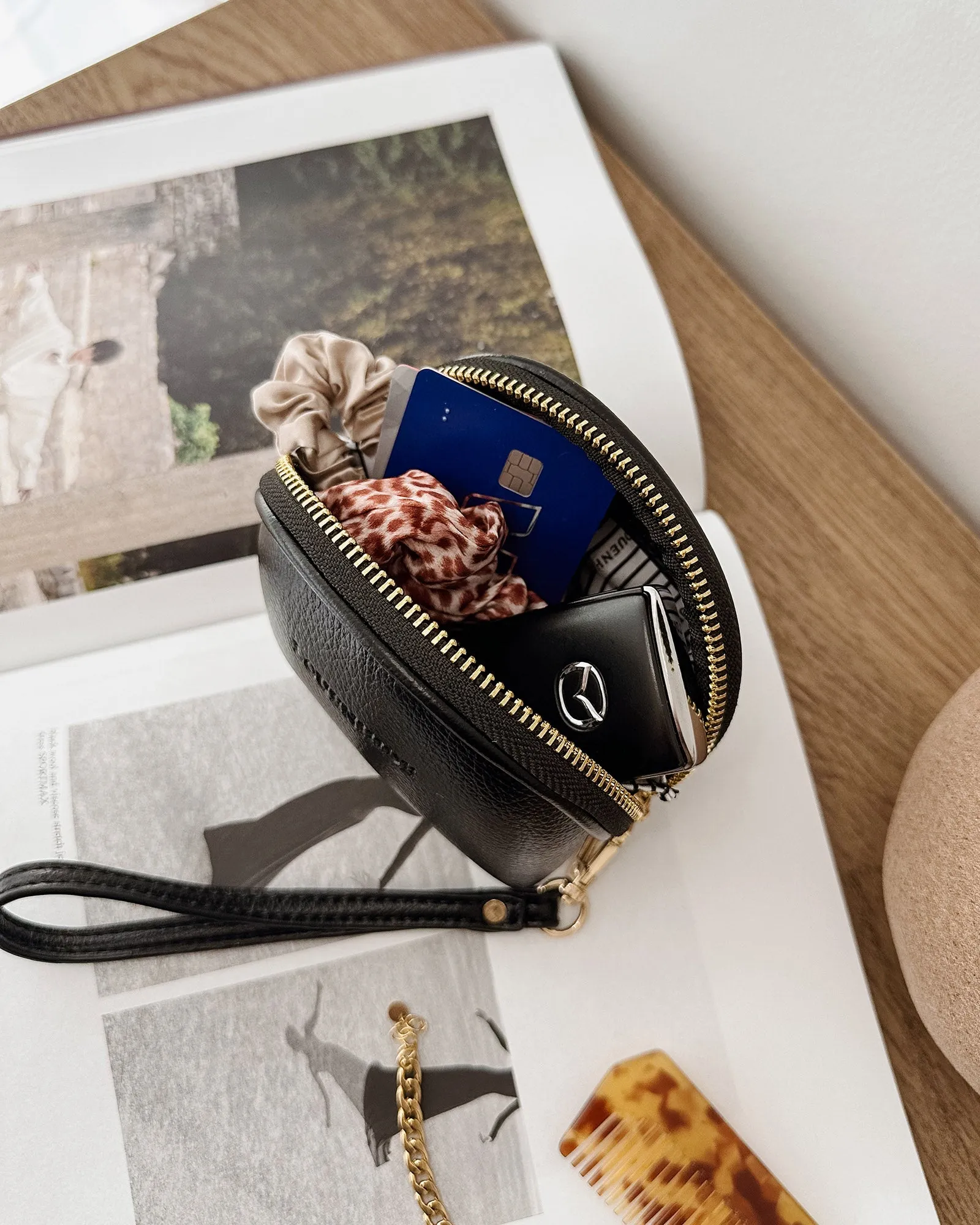 LOUENHIDE PAIGE PURSE - BLACK