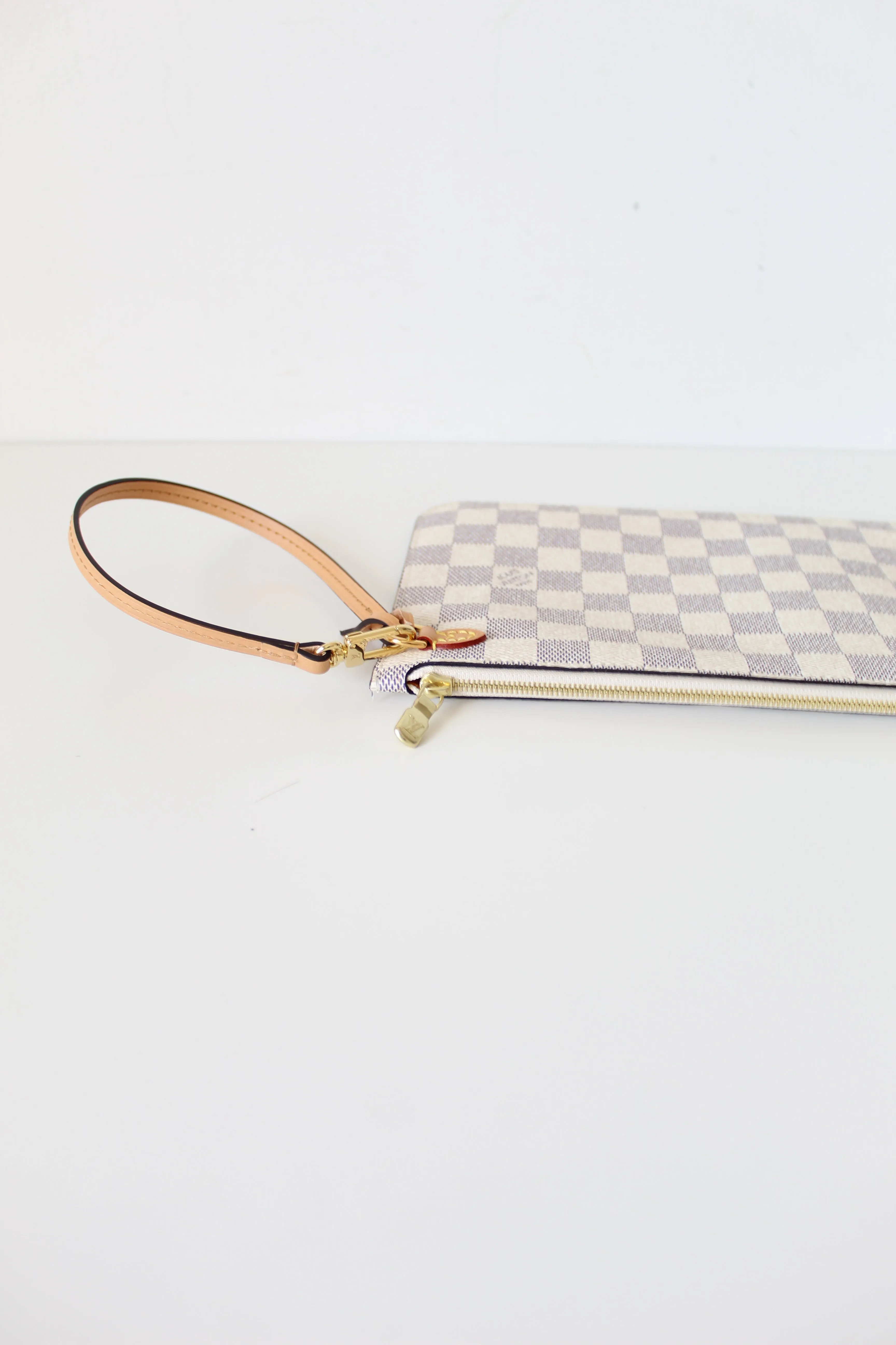 Louis Vuitton Damier Azur Neverfull Pouch