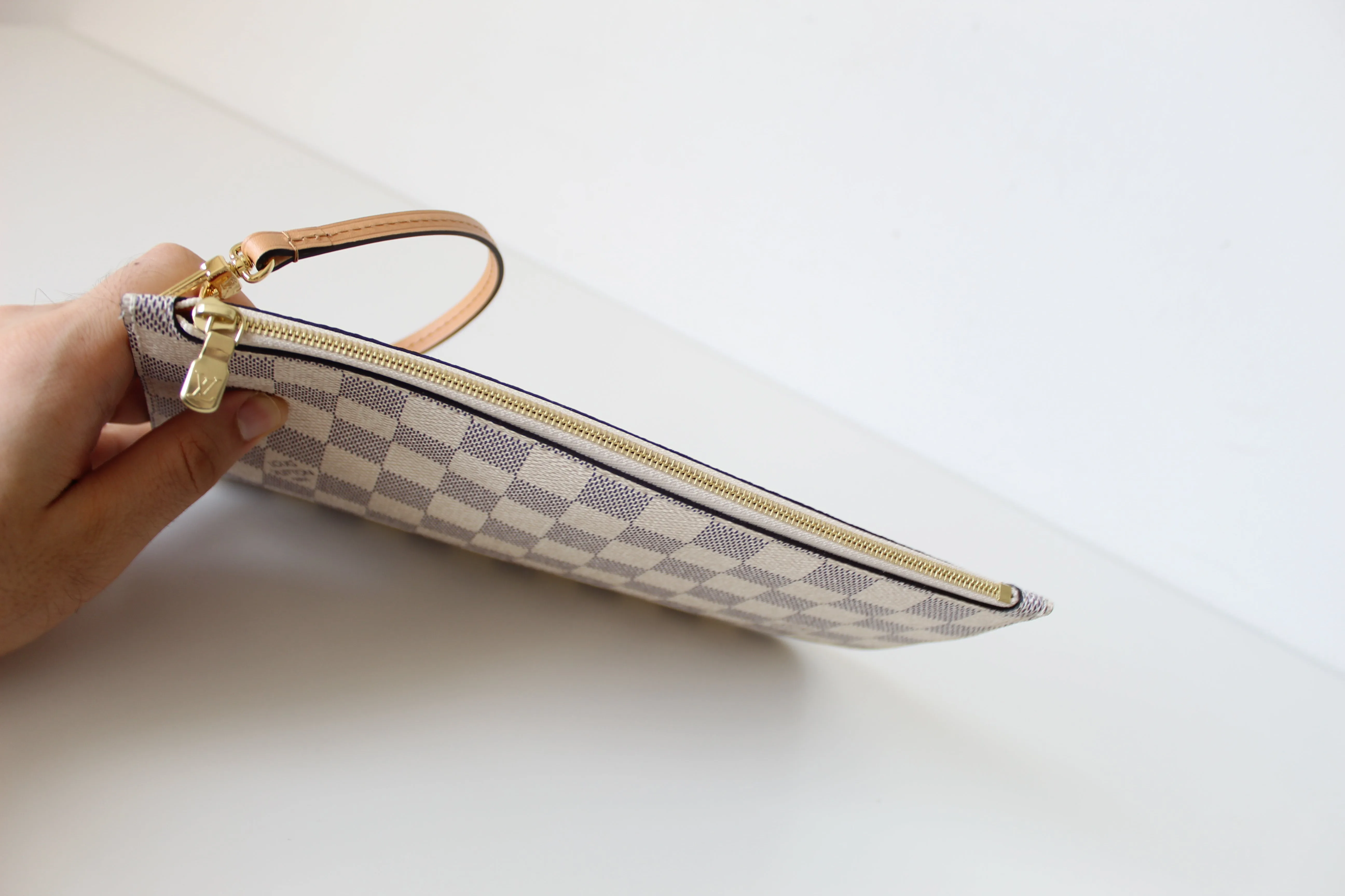 Louis Vuitton Damier Azur Neverfull Pouch