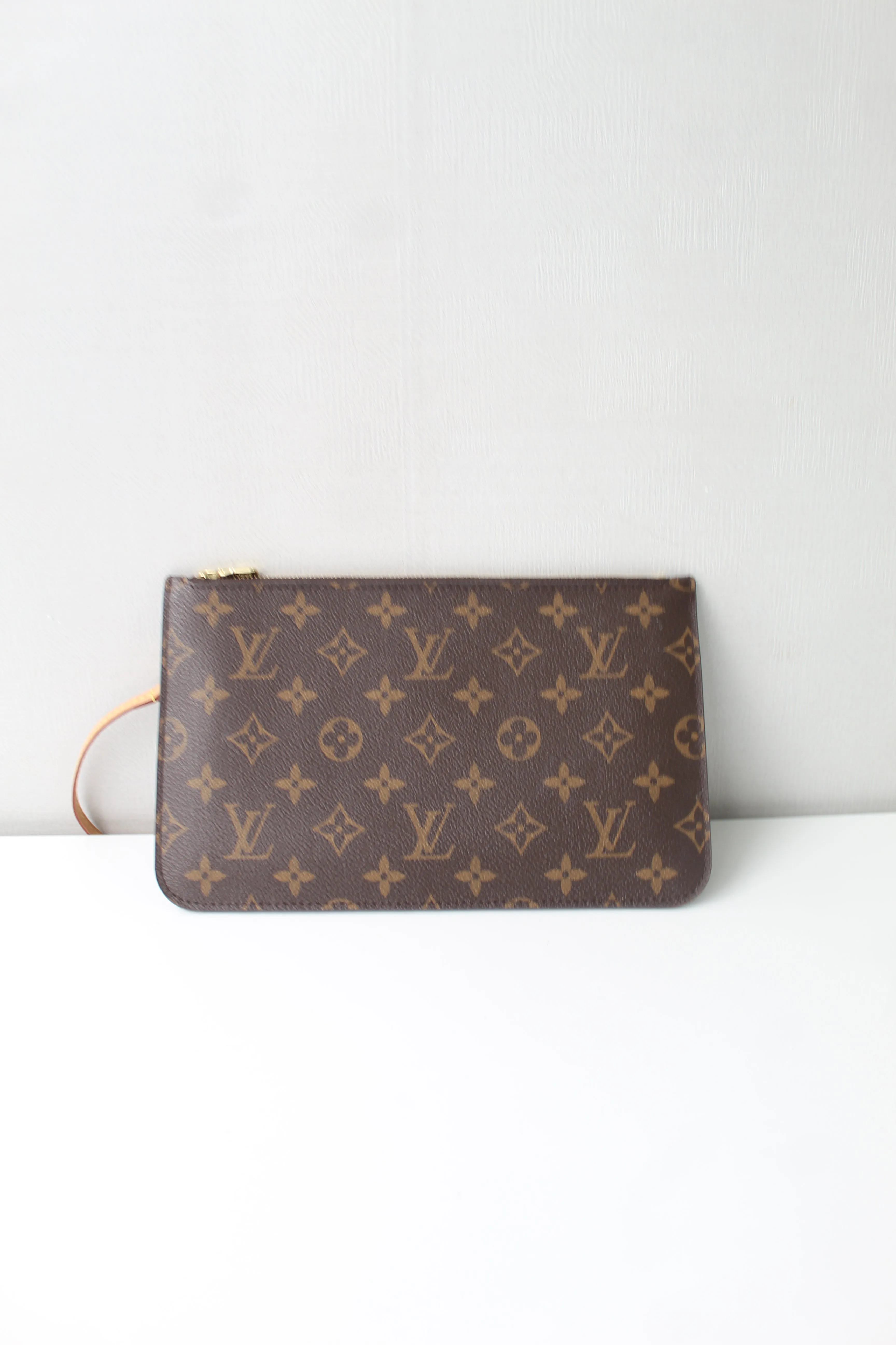 Louis Vuitton Neverfull MM Wristlet