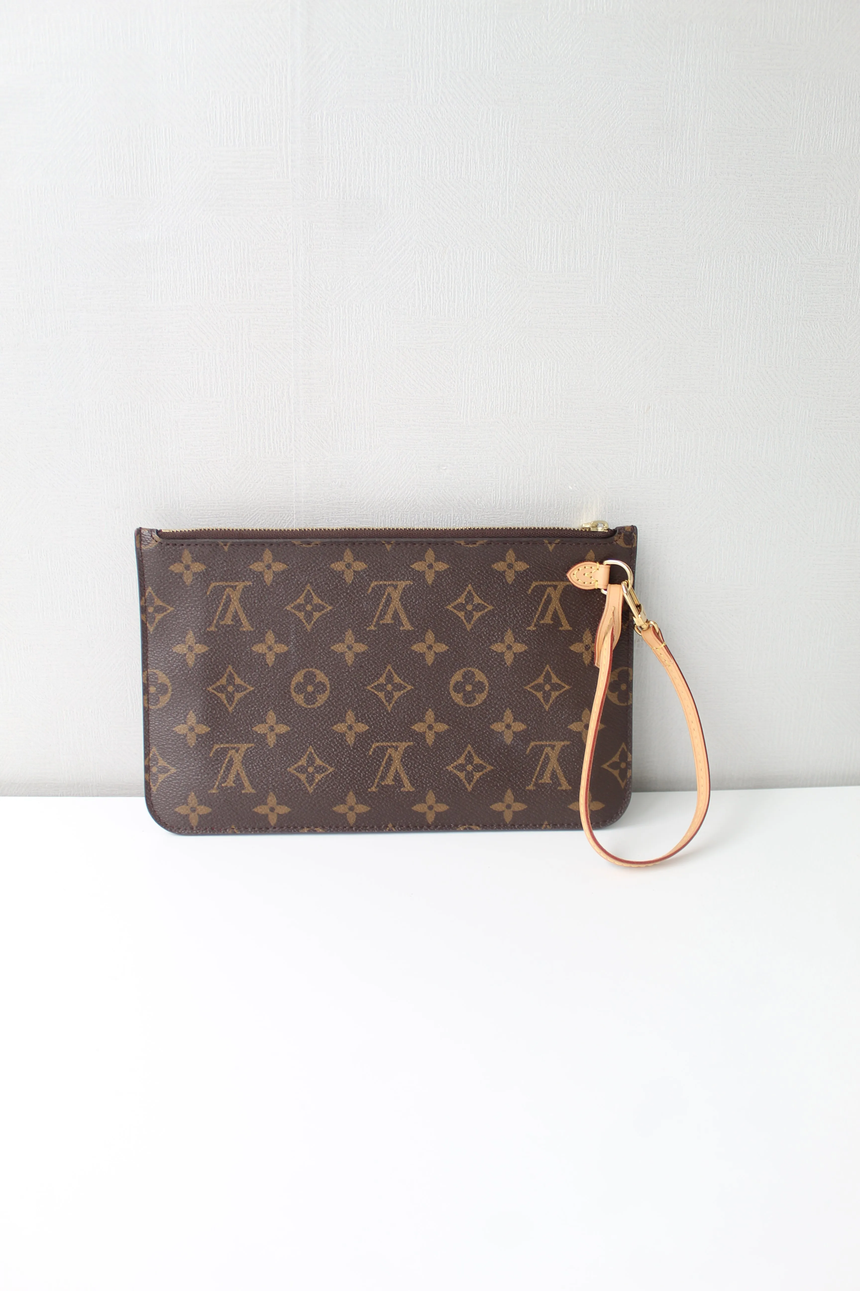 Louis Vuitton Neverfull MM Wristlet