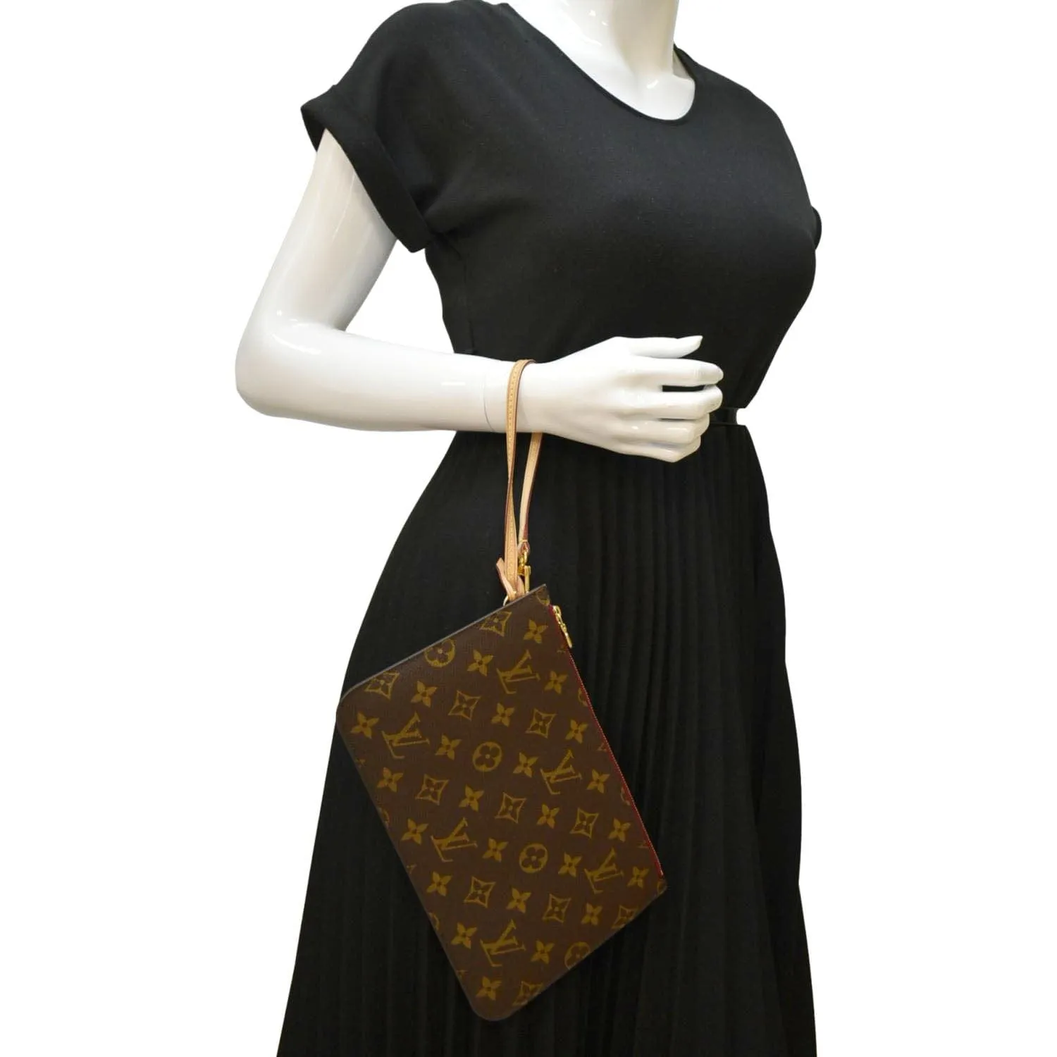 LOUIS VUITTON Neverfull Monogram Canvas Pochette Wristlet Pouch Cerise