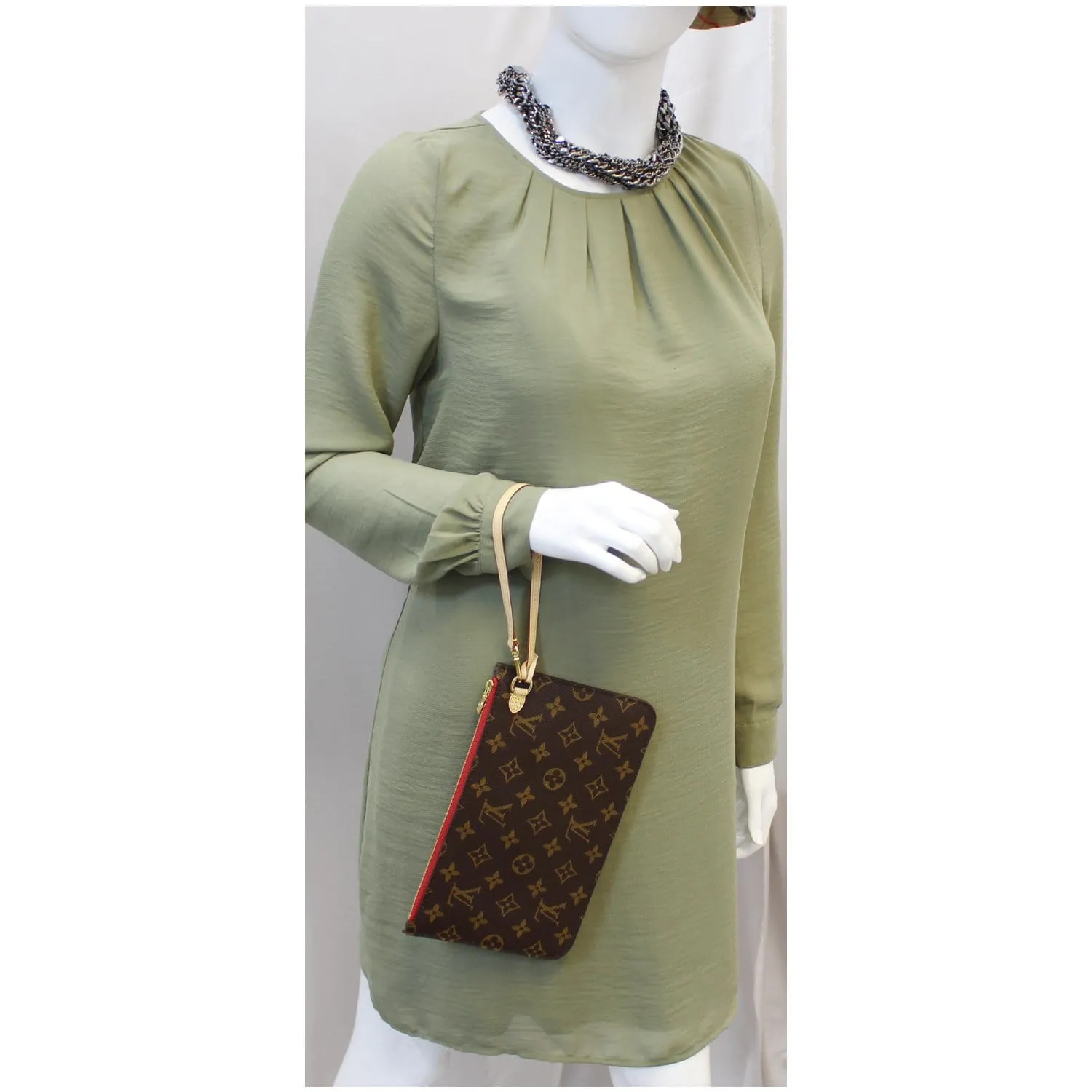 LOUIS VUITTON Pochette Wristlet Pouch Monogram Canvas Neverfull MM Brown/Red