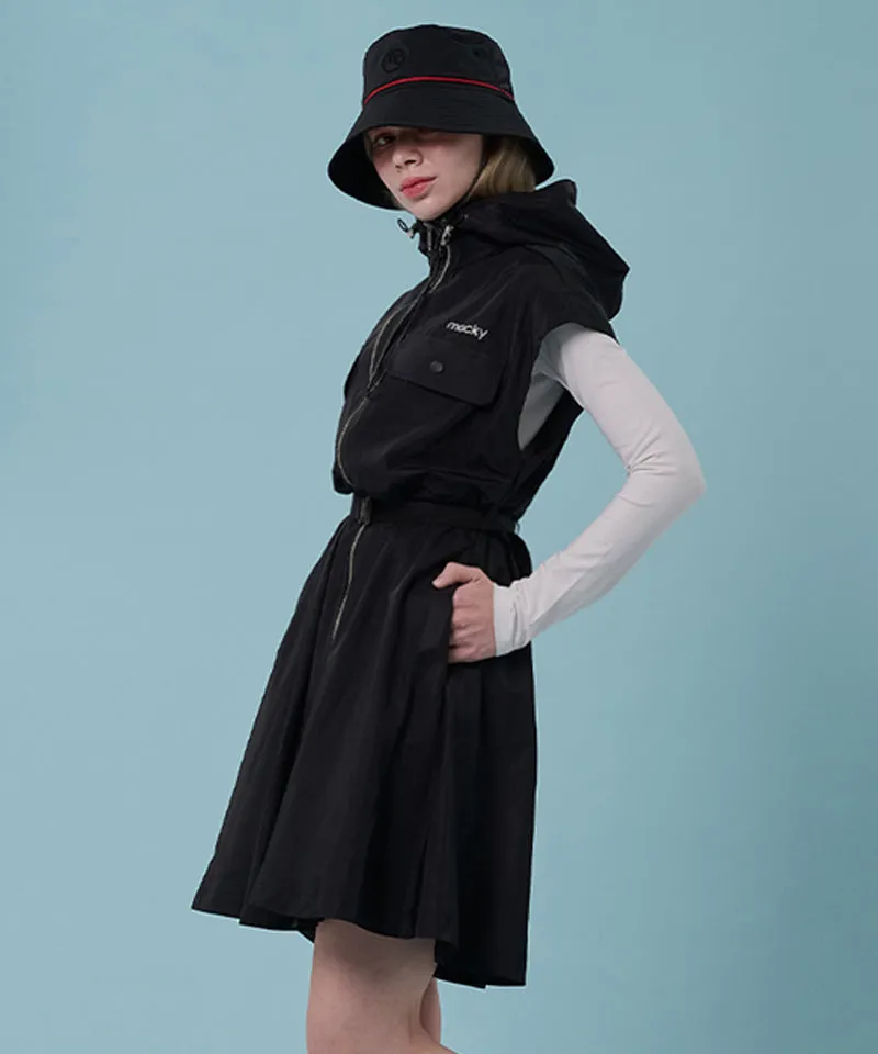 MACKY Golf: Hooded Zip-Up Belt Dress - Black