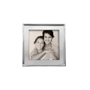 Mariposa Signature 4x4 Frame