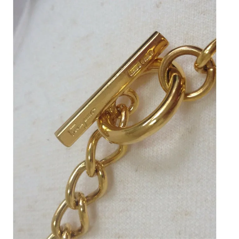 MINT. Vintage Salvatore Ferragamo chain belt with golden shoe charm. Can be worn as a necklace. 0506285