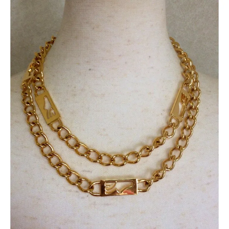 MINT. Vintage Salvatore Ferragamo chain belt with golden shoe charm. Can be worn as a necklace. 0506285