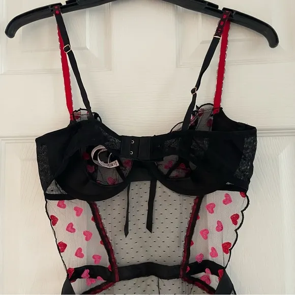 New! Victoria's Secret Heart Cupid Lace Wicked Apron Babydoll Slip 22846