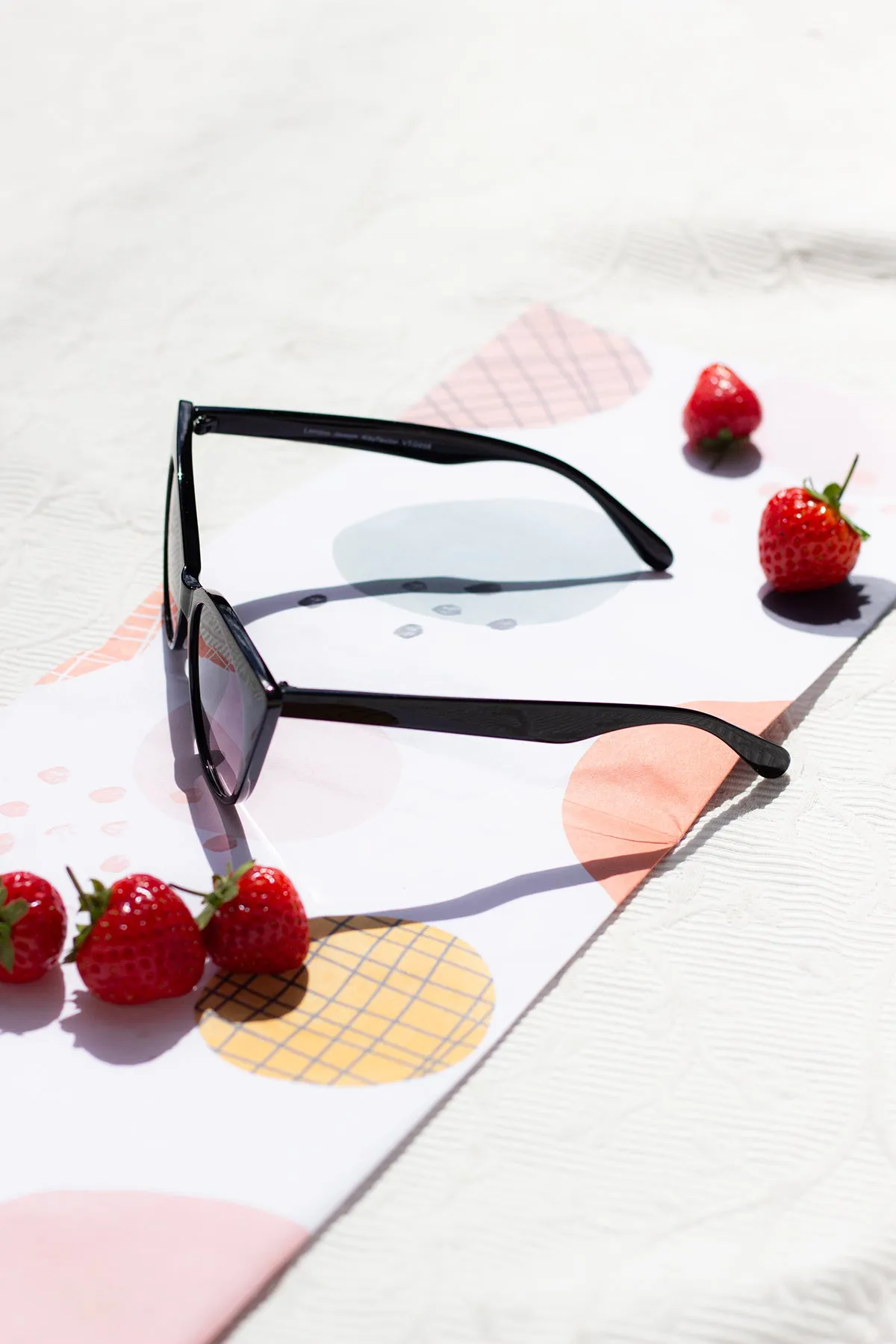 Oval Cat Eye Top Frame Sunglasses