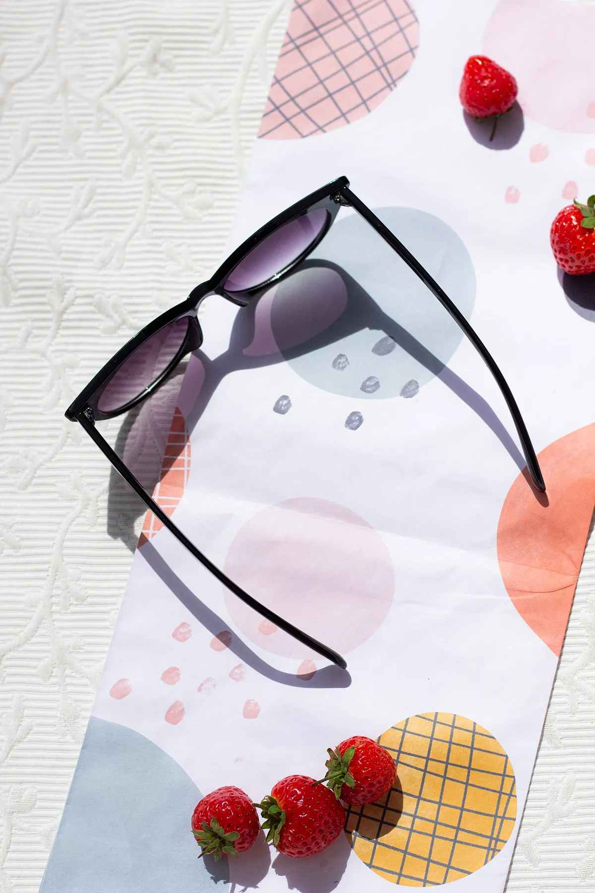 Oval Cat Eye Top Frame Sunglasses