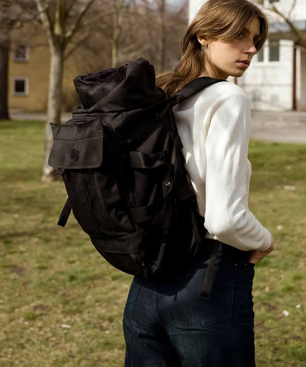Pinqponq Blok Medium Rucksack aus recycelten PET-Flaschen Construct