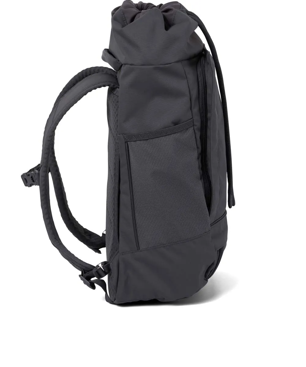 Pinqponq Blok Medium Rucksack aus recycelten PET-Flaschen