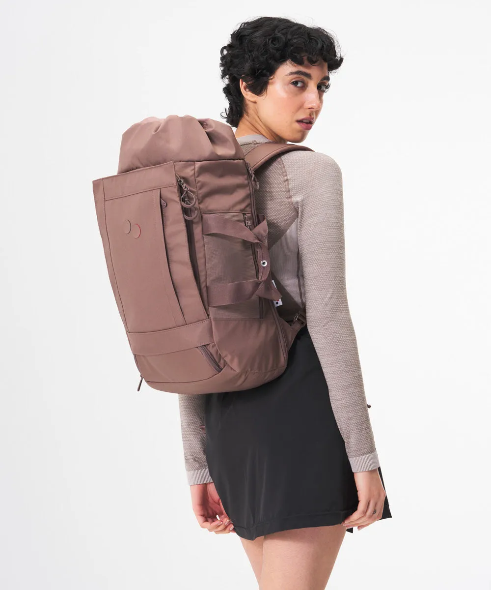 Pinqponq Blok Medium Rucksack aus recycelten PET-Flaschen