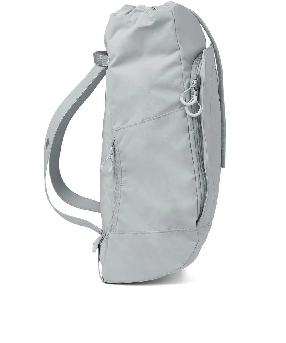 Pinqponq Kalm Rucksack aus recycelten PET-Flaschen
