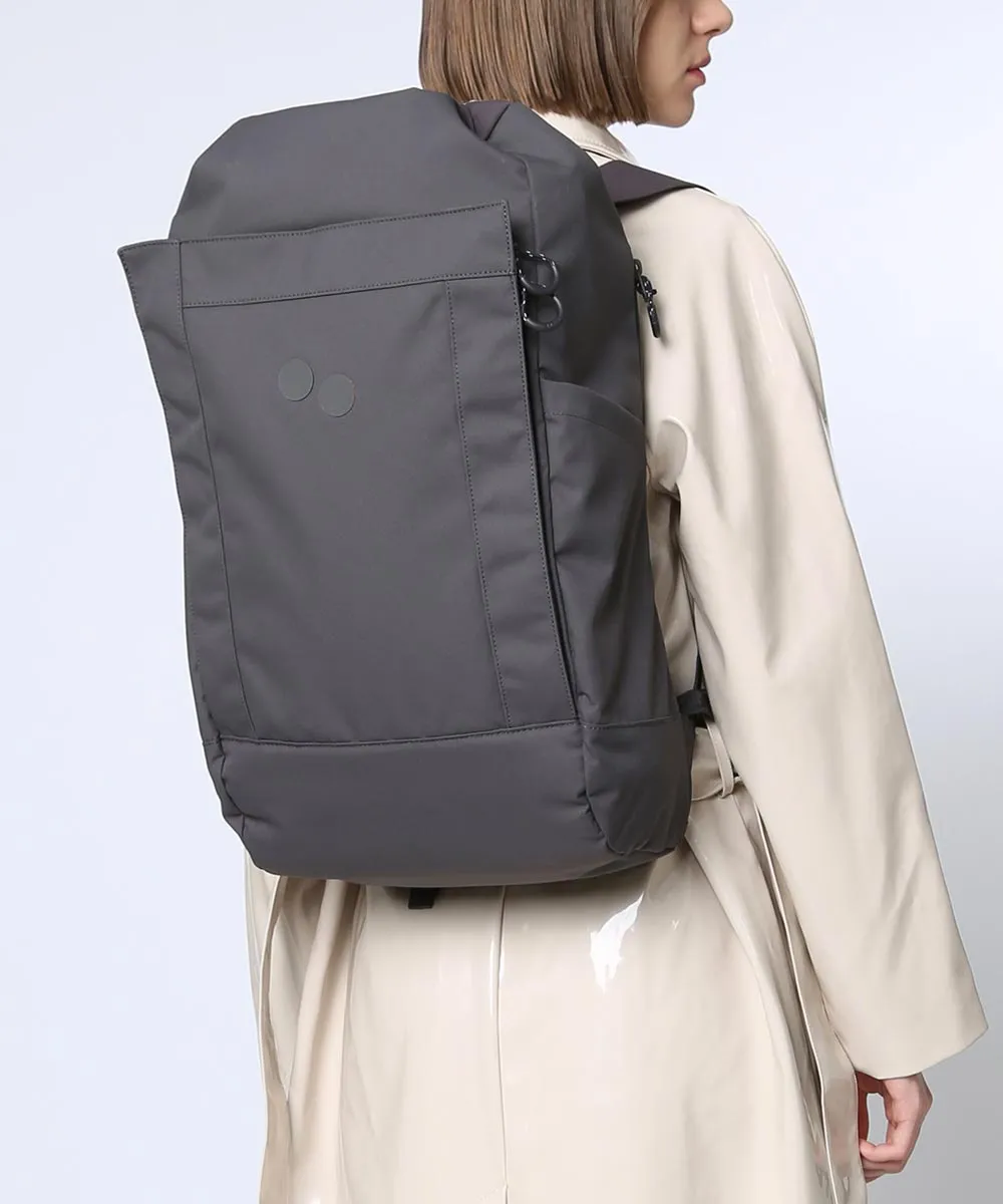 Pinqponq Kalm Rucksack aus recycelten PET-Flaschen